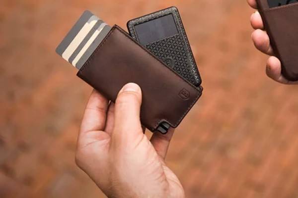 Ekster Smart Wallet