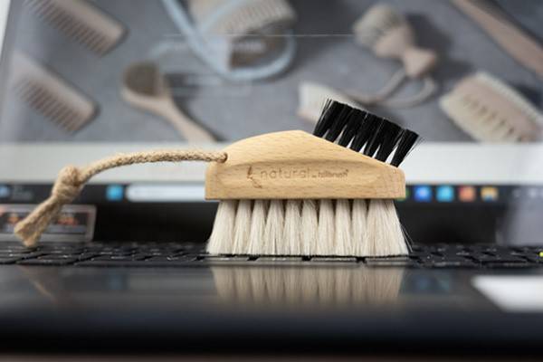 Keyboard Brush