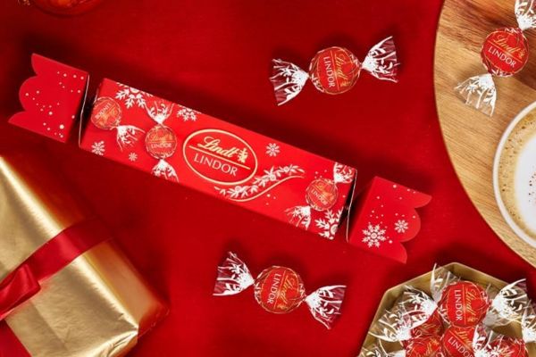 Lindt Christmas Cracker