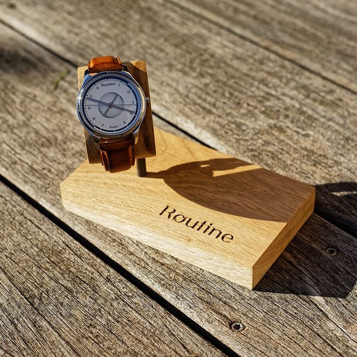Porte-montre en bois Made in France, chêne massif, Routine