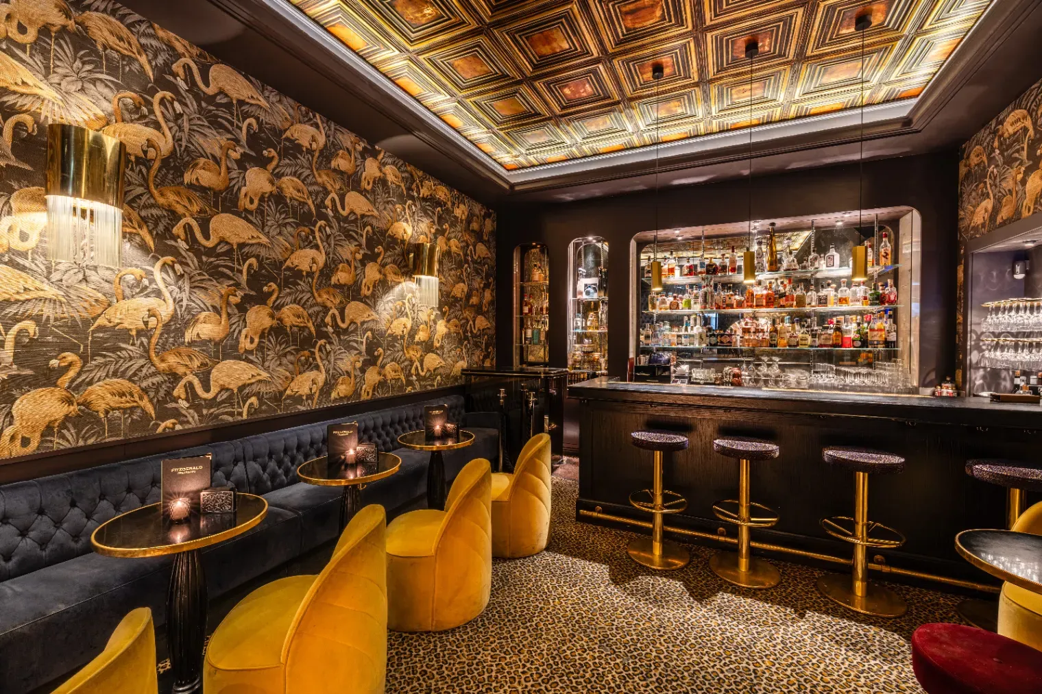 Restaurant et Speakeasy Art Déco dans le 7e à Paris