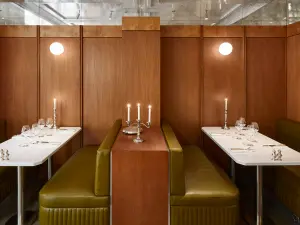 Lieu bistronomique contemporain près du Champ de Mars | Native Spaces