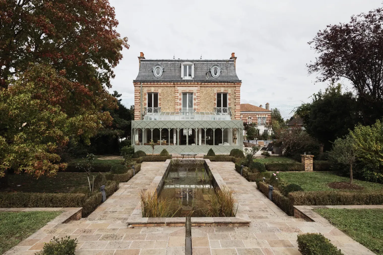 Résidence élégante de 380m² avec jardin français à Lagny-sur-Marne
