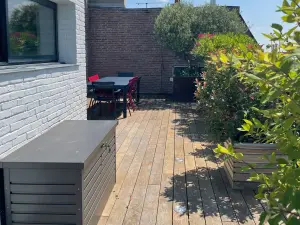 Rooftop Terrace with 360° Views of Paris