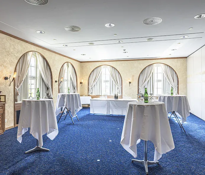 Vetschstube Davos Platz — Seminar Room for up to 70 Guests