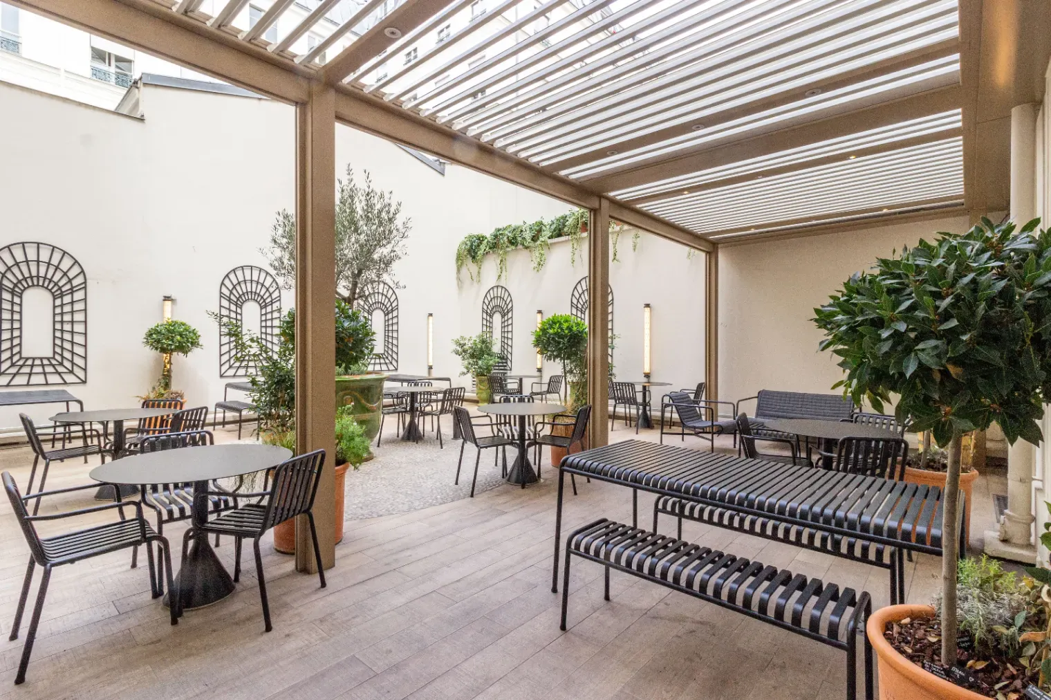 Espace social lumineux de 147 m² avec terrasse à Paris