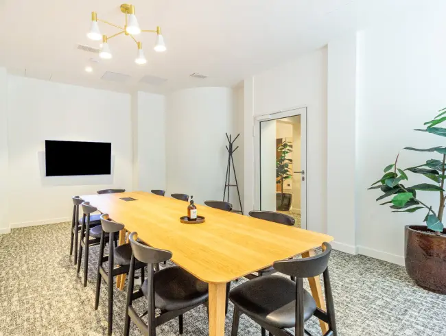 Salle de réunion intime de 24 m² au cœur de Paris