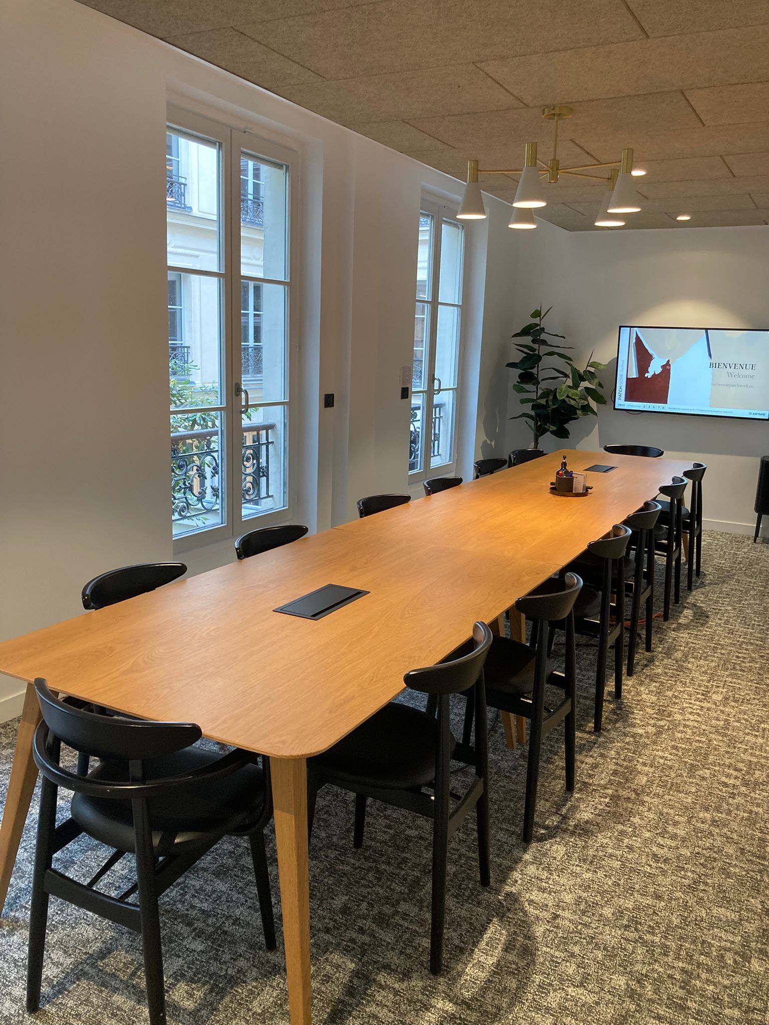 Salle de réunion intime de 23 m² au cœur de Paris