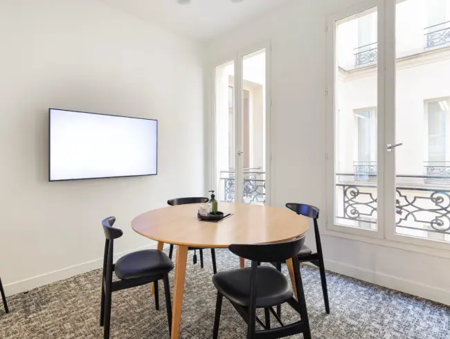 Espace de Coworking à Paris 2e Arrondissement pour Réunions et Ateliers