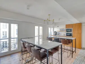 Espace de Coworking à Paris 2e Arrondissement pour Réunions et Ateliers