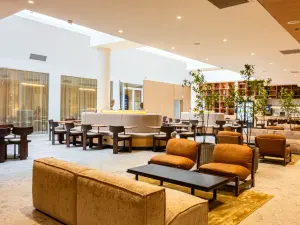 Versatile 300 m² Event Space in Paris for Business Events