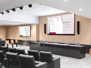 Auditorium de 196 m² à Paris pour conférences et événements professionnels