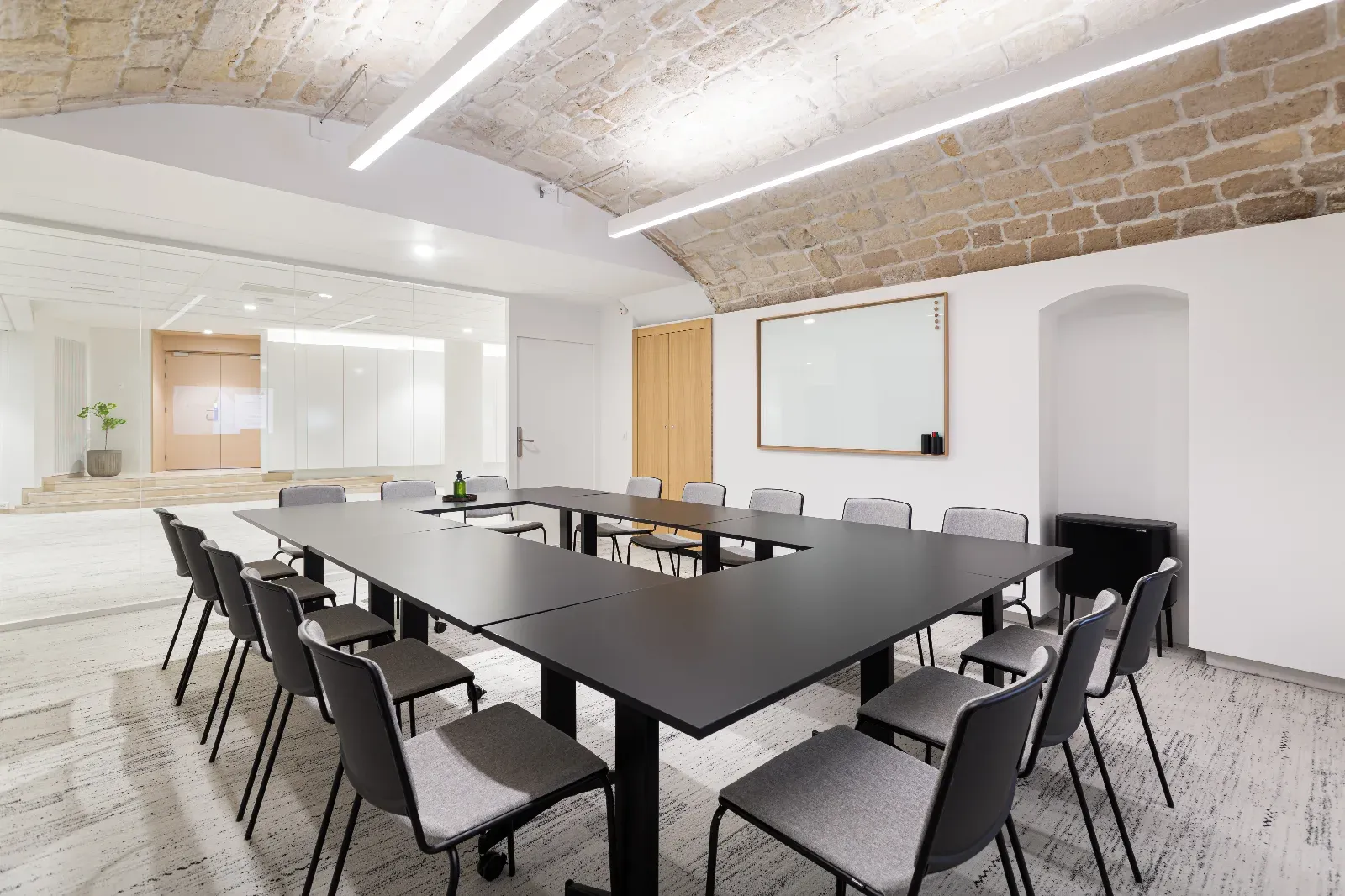 Salle de Réunion 29m² à Paris - Location pour Événements Pro