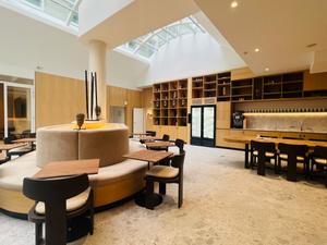 Intimate 75 m² Meeting Room in Paris 9th Arrondissement