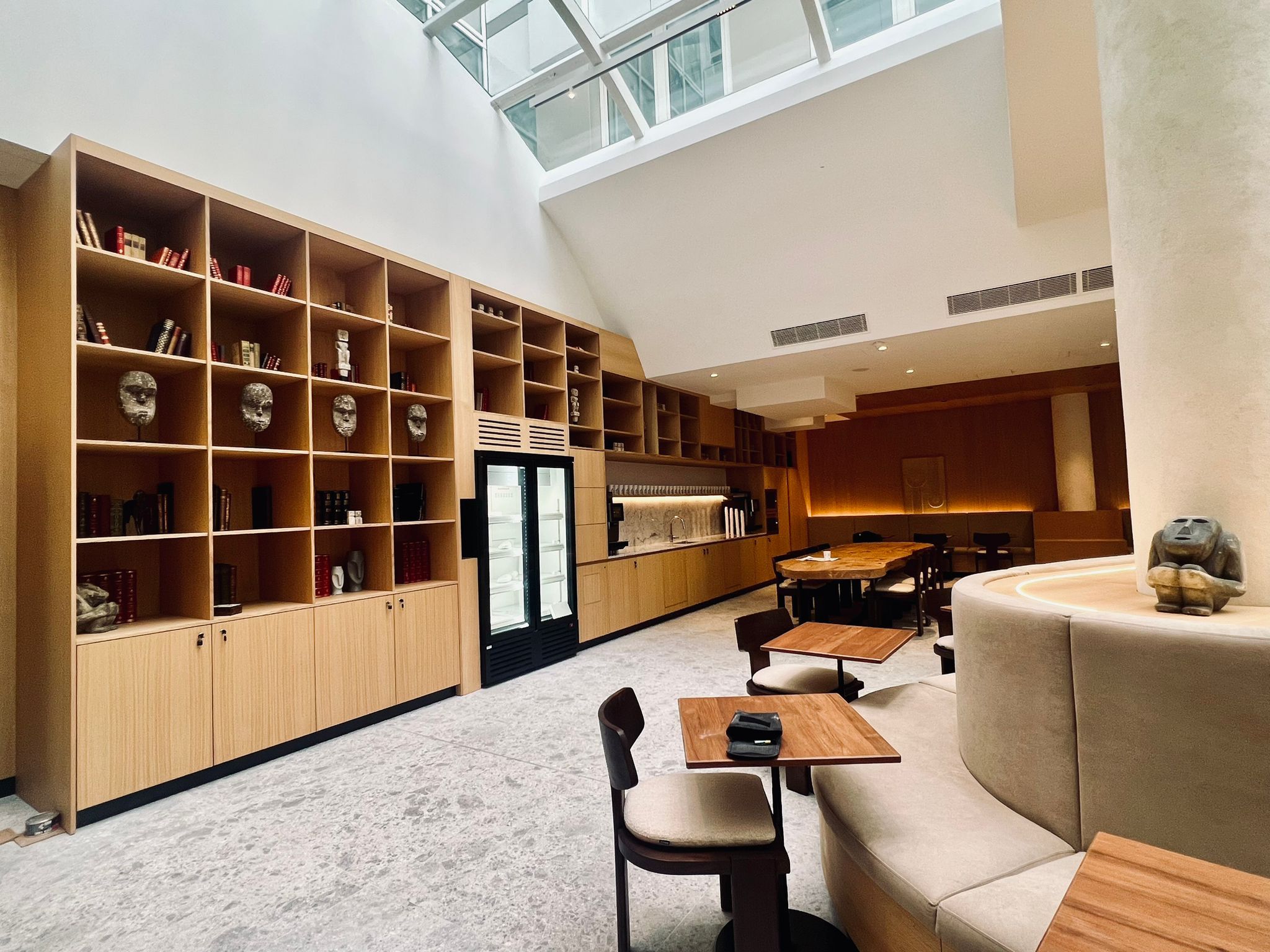 Intimate 18 m² Meeting Room in Paris