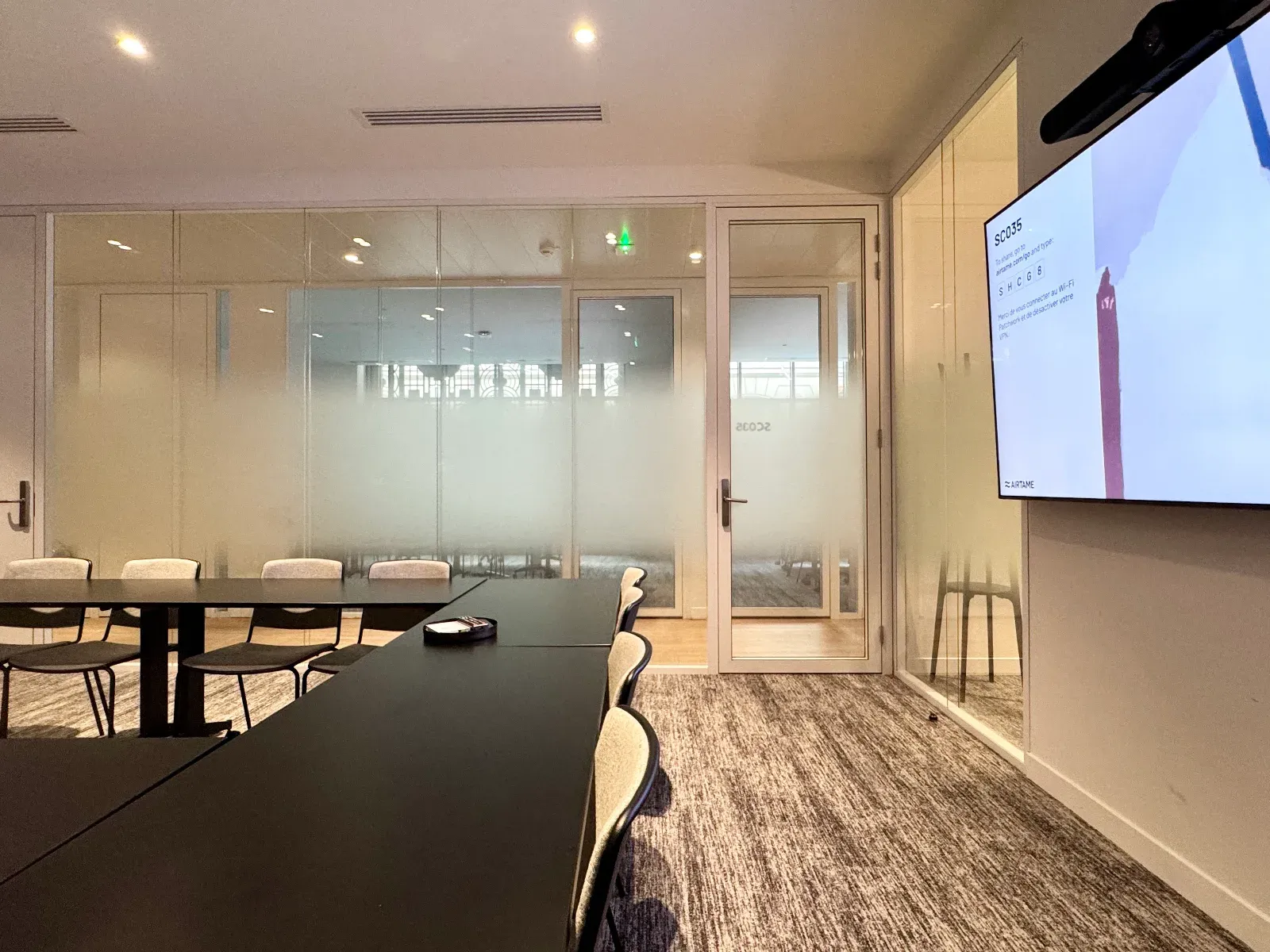 Sainte-Cécile Meeting Room — A Versatile Space for Business Events in Paris