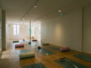 Yoga Social Club Paris : Lieu Unique pour Événements & Team-Building