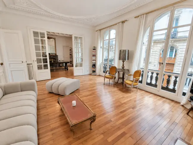 Appartement Haussmannien pour tournages et shootings photo à Neuilly-sur-Seine