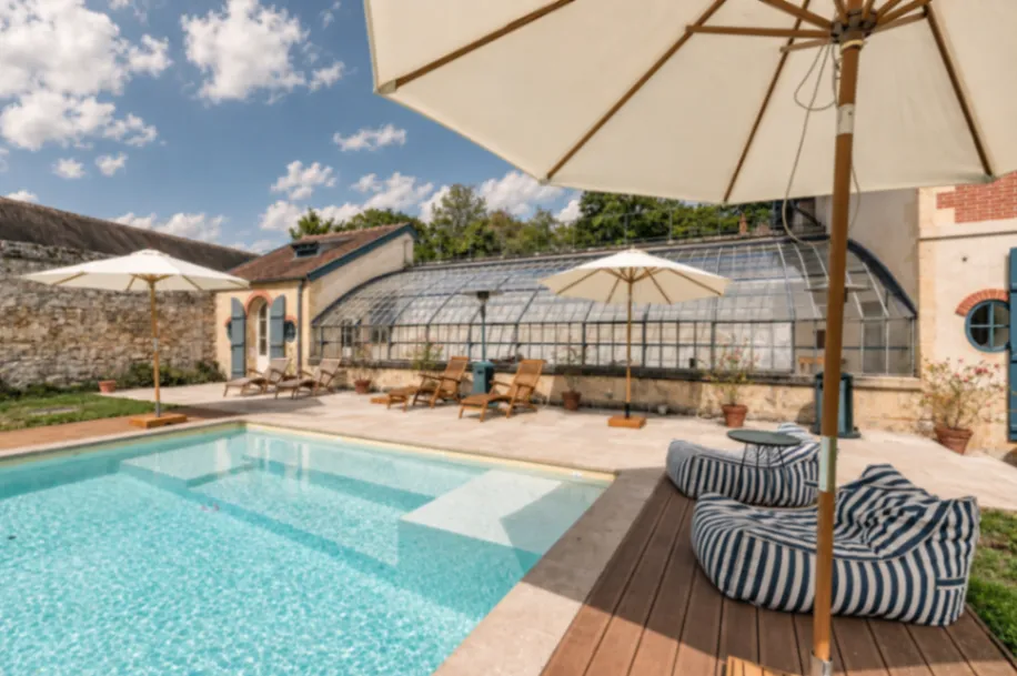 Manoir Near Chantilly: Elegant Estate for Events 45 Minutes from Paris