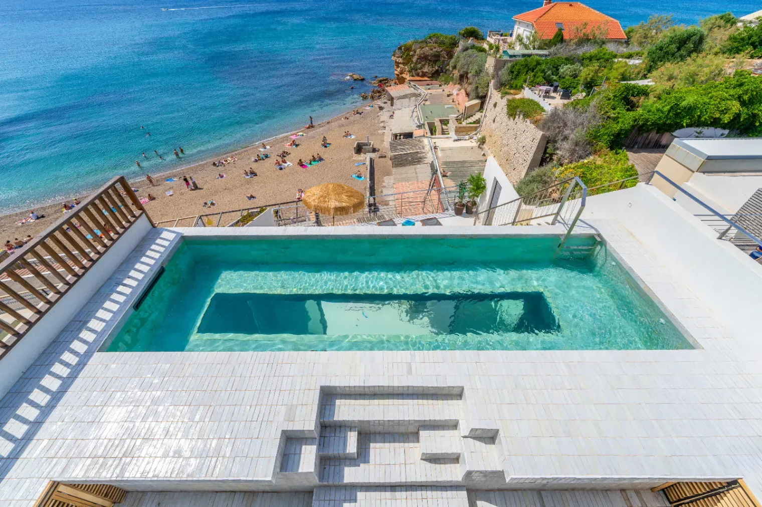 Seafront Contemporary Villa in Marseille — Event Venue with Private Beach Access