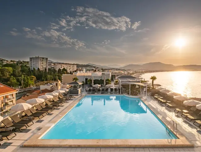 Hôtel Promenade des Anglais : lieu d'exception pour vos événements à Nice