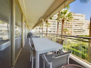 Appartement de luxe 3 chambres avec terrasse vue mer à Cannes