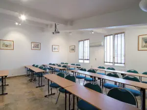 Meeting Room in Paris for Business Events