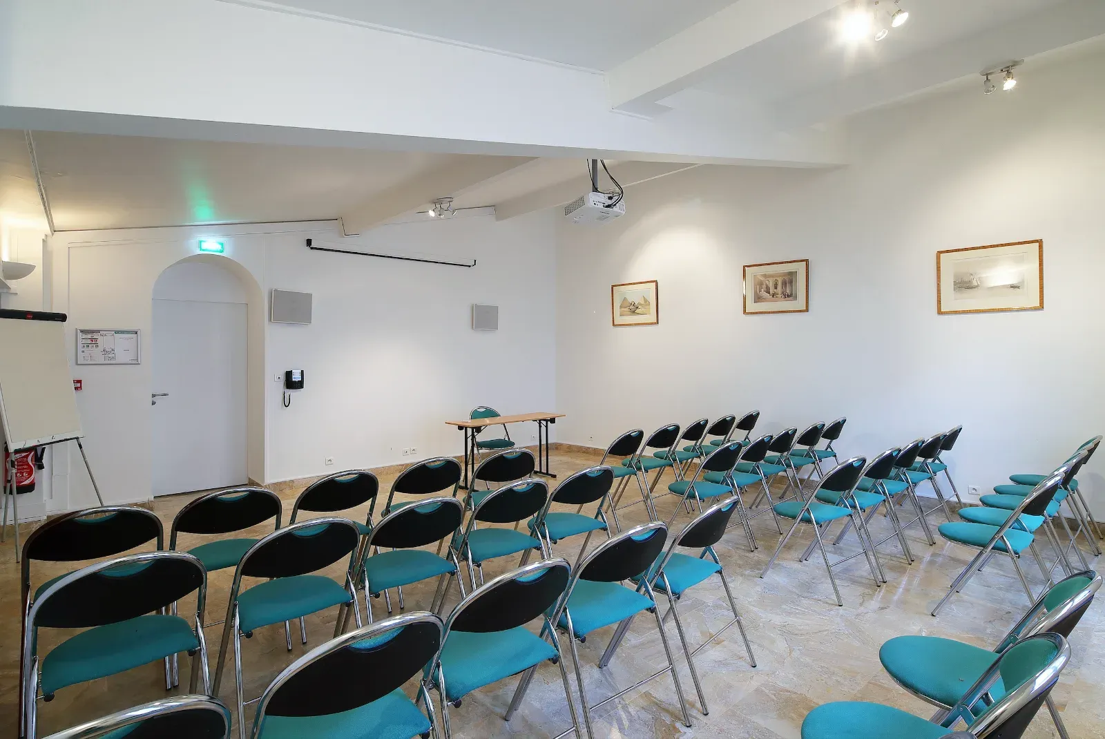 Meeting Room in Paris for Business Events