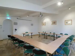 Meeting Room in Paris for Business Events