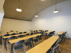 Versatile 75 m² Meeting and Event Space in Paris