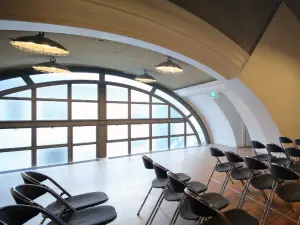Versatile 75 m² Meeting and Event Space in Paris