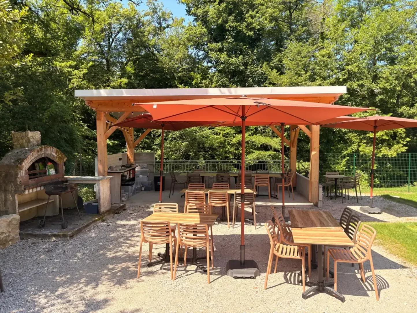Lieu au cœur du Parc Naturel du Vercors avec 6 chambres et accès à la rivière