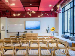 Opéra Room: A Versatile Event Space in Paris