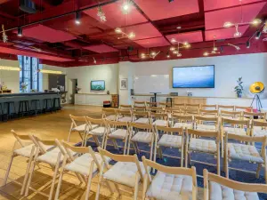 Opéra Room: A Versatile Event Space in Paris
