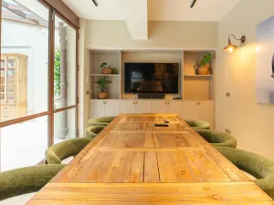 Private Mansion for Events Near Parc Monceau