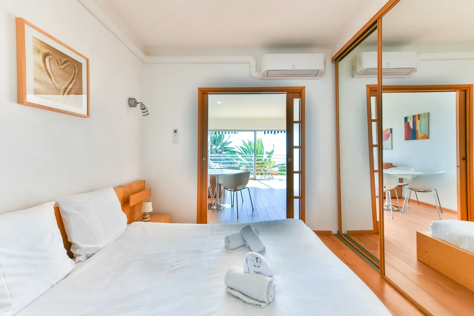 Sea View Apartment Near Midi Beaches in Cannes