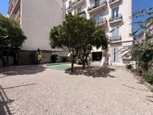 Garden in Cannes: An Intimate Oasis for Corporate Events
