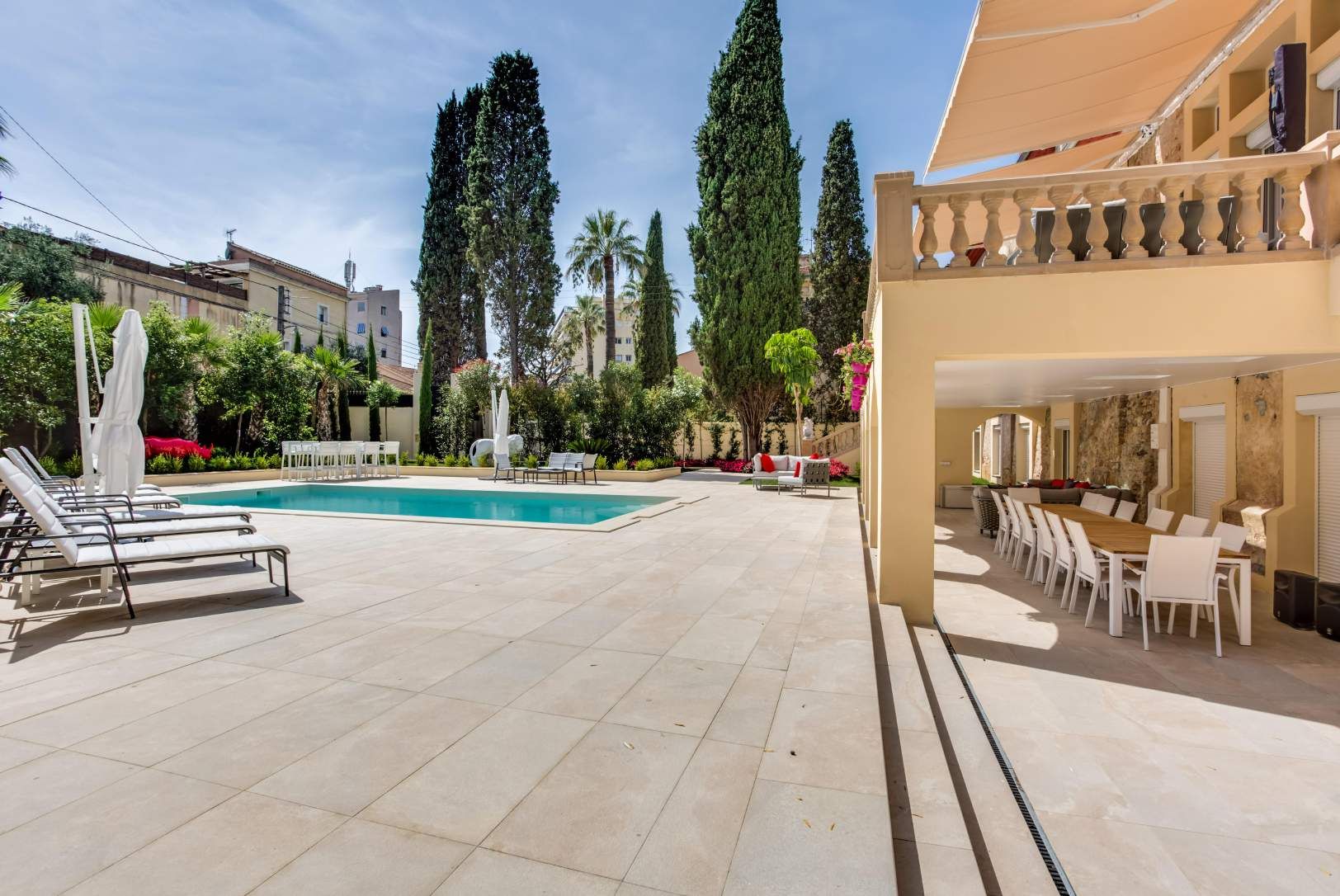 Elegant Mediterranean Villa for Events Near Cannes