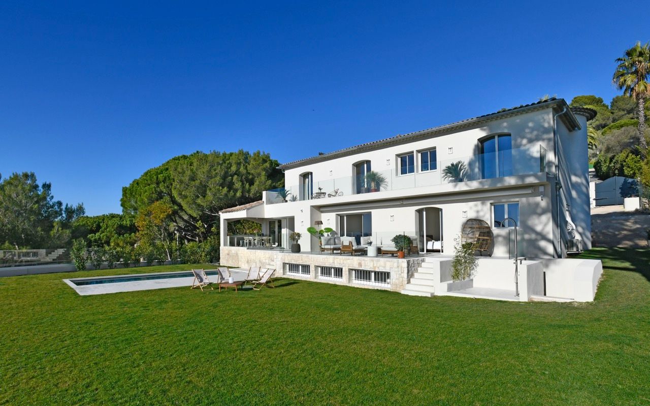 Villa avec vue panoramique sur la mer et la baie de Cannes