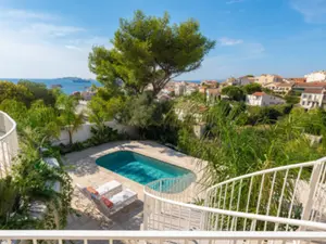 Villa californienne avec vue mer à Marseille