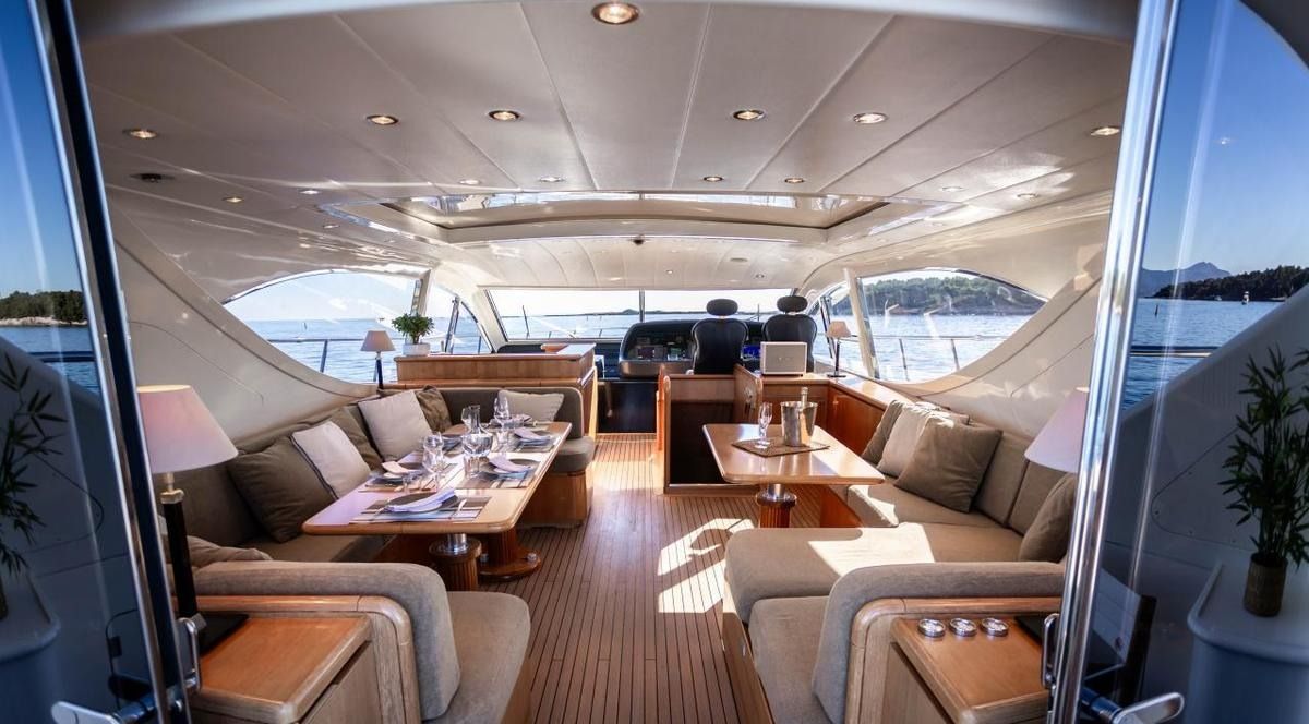 Luxury Yacht Charter in Cannes for Corporate Events