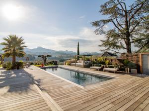 Provençal Villa with Pool for Events in Saint-Rémy-de-Provence