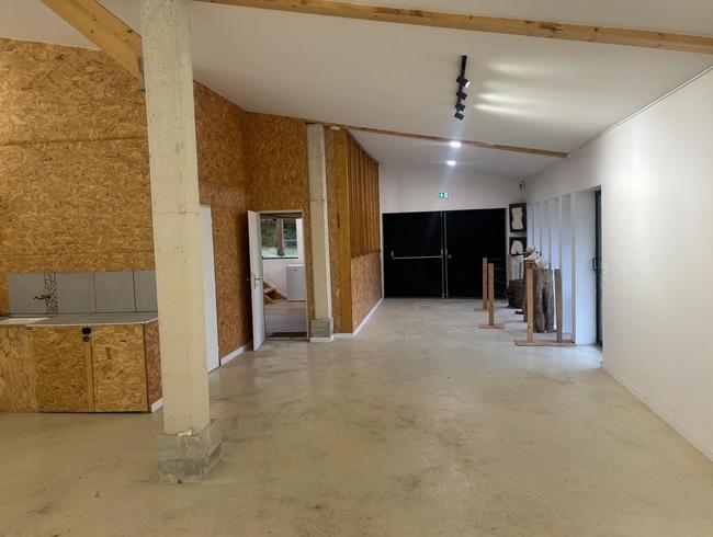 Galerie de 120 m² à Sadirac — Espace événementiel polyvalent dans un domaine