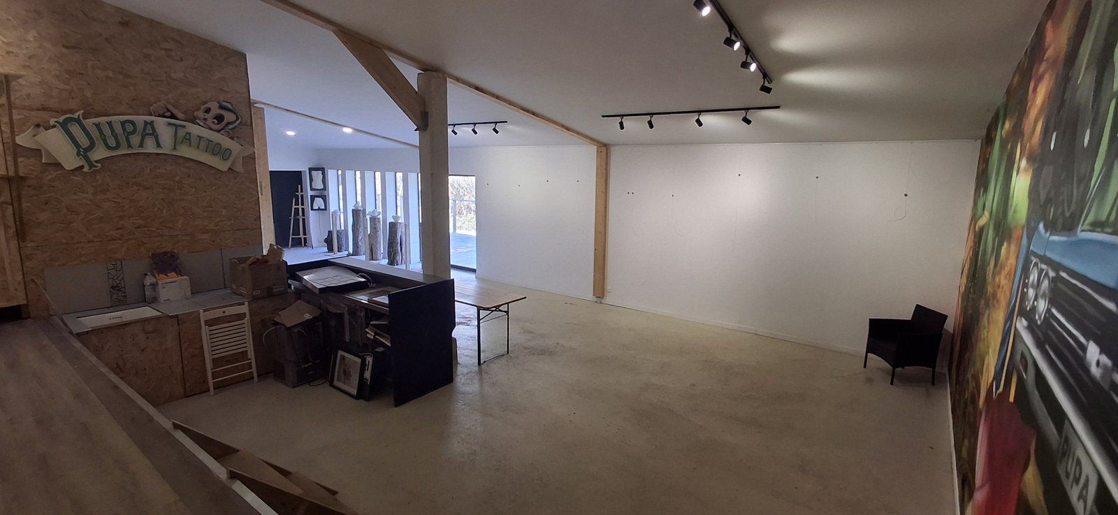 Galerie de 120 m² à Sadirac — Espace événementiel polyvalent dans un domaine