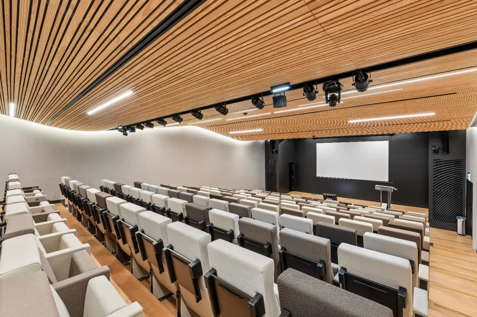 Amphitheatre for Conferences and Events in Paris