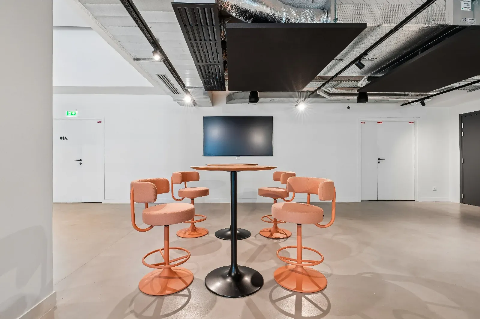 Espace Atelier à Louer dans le 15e Arrondissement de Paris