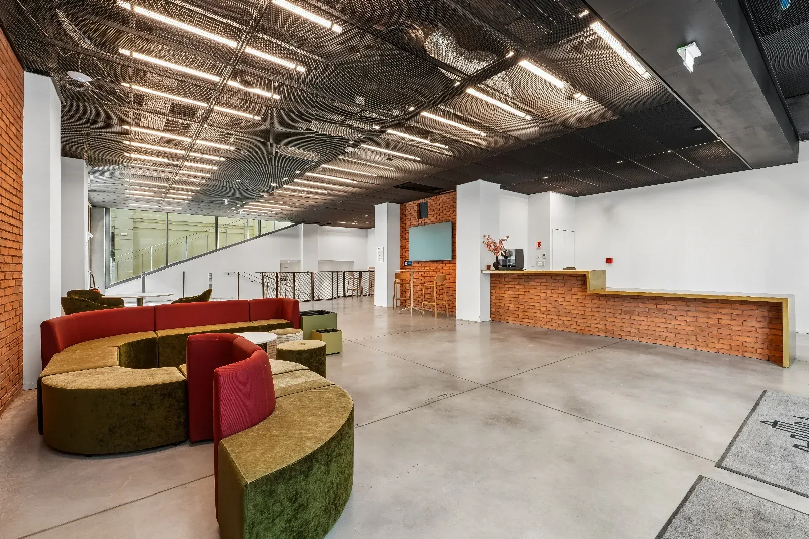 Versatile Event Venue in Paris for Cocktails and Business Events