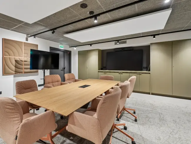 Meeting Room 83 m² for Rent in Paris 15 | Native Spaces