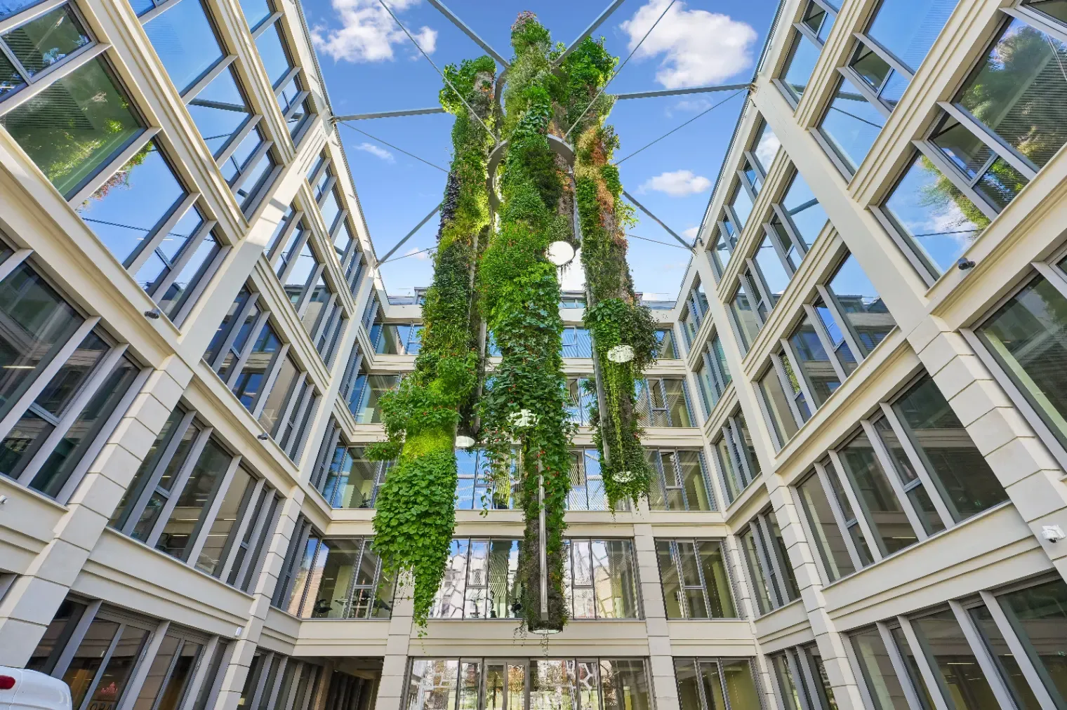 Rooftop 80 m² for Cocktails and Networking in Paris 15