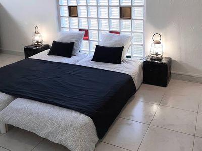 Beautiful villa with private terrace, swimming pool and tennis court